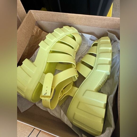 Melissa Megan Jelly Platform Fisherman Sandal NEW IN BOX - Picture 4 of 5